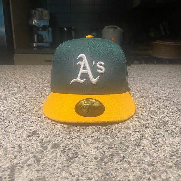 New Era Green Athletics Hat - Picture 1 of 5